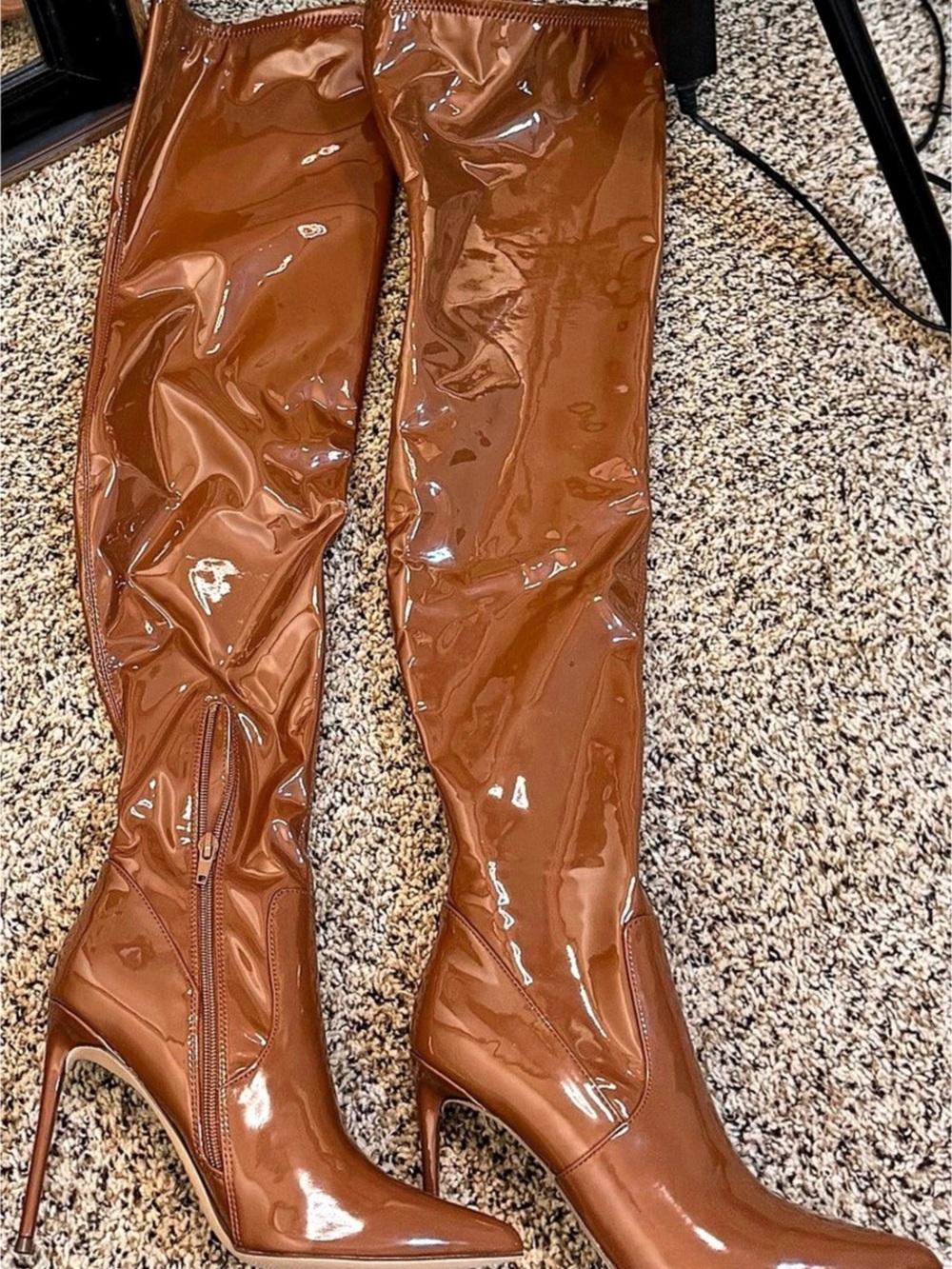 Steve Madden Viktory Cognac Pat Patent Over-the-Knee Boots US 8.5